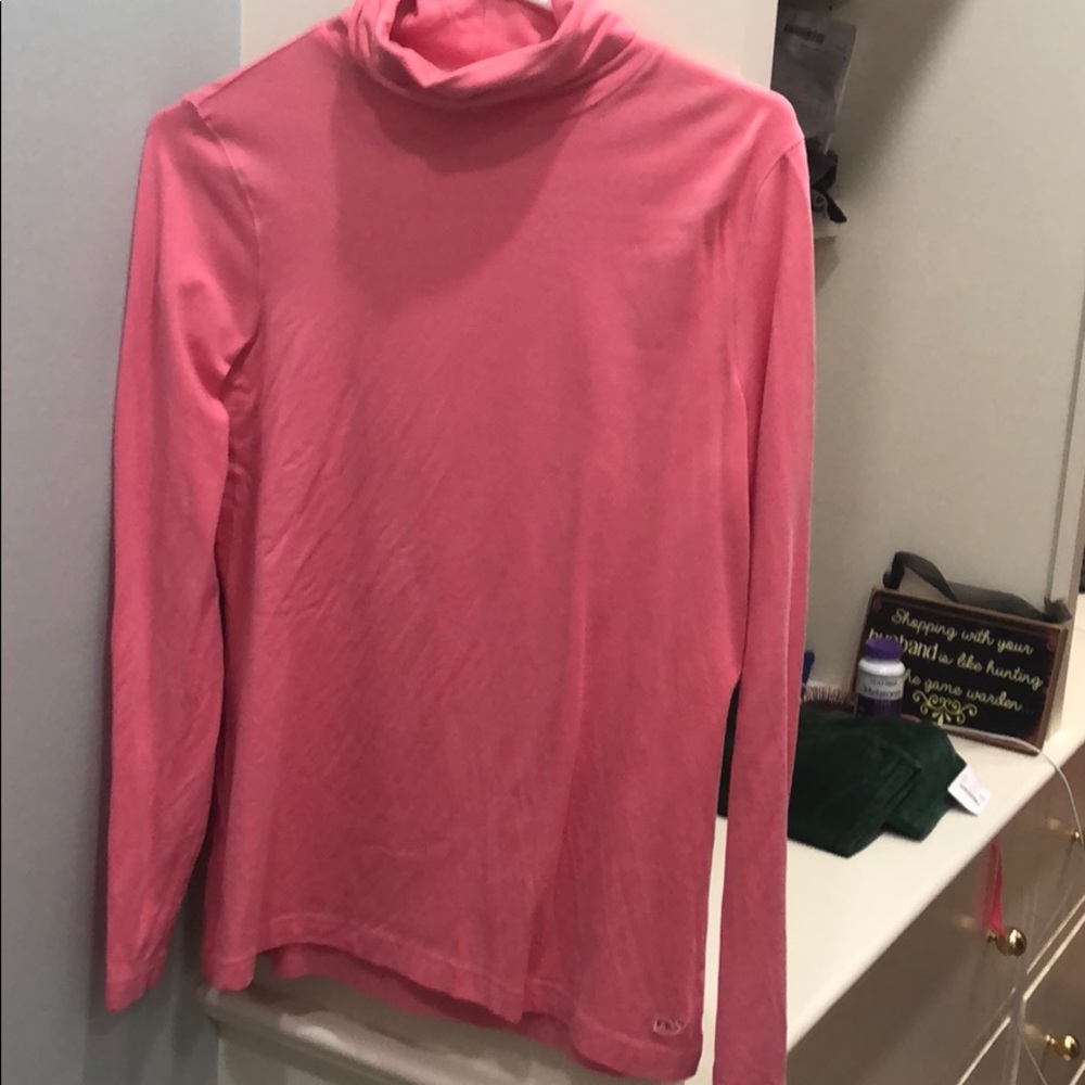 Coral VV turtleneck